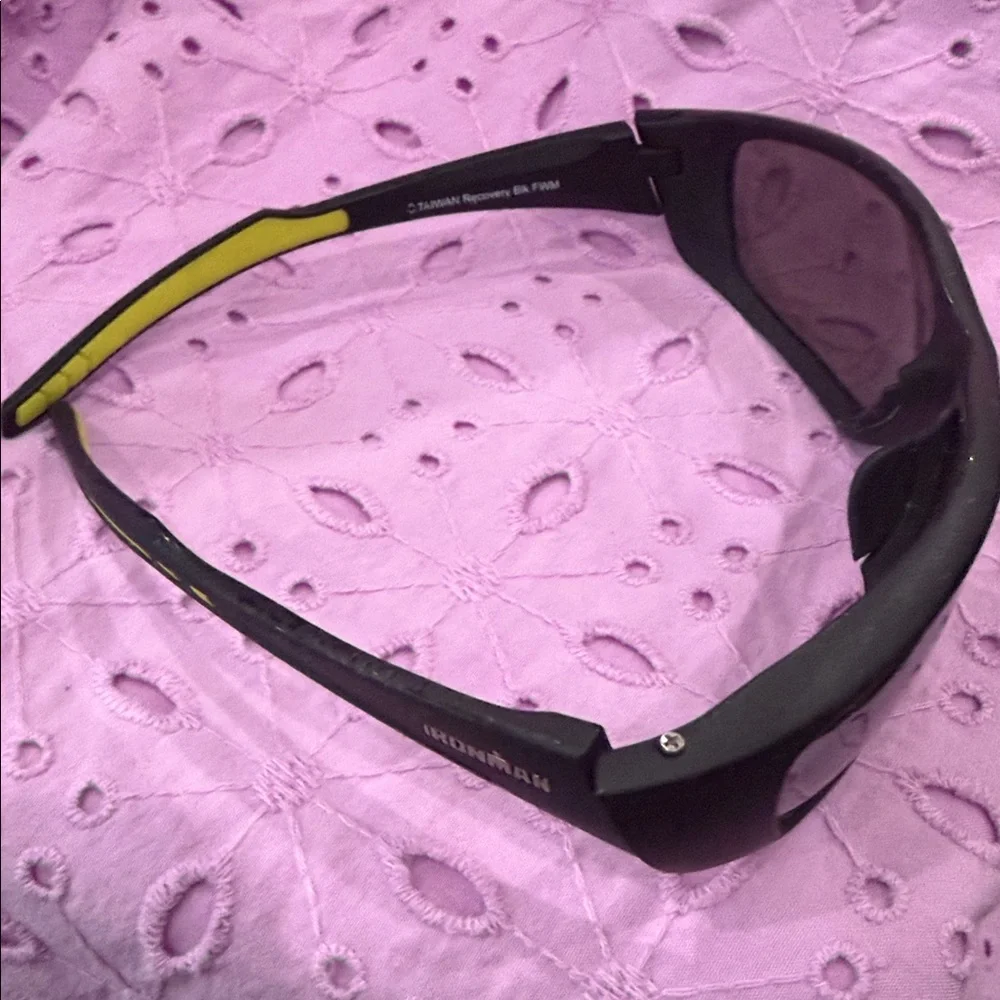 Iron‎ Man Black and green Sunglasses